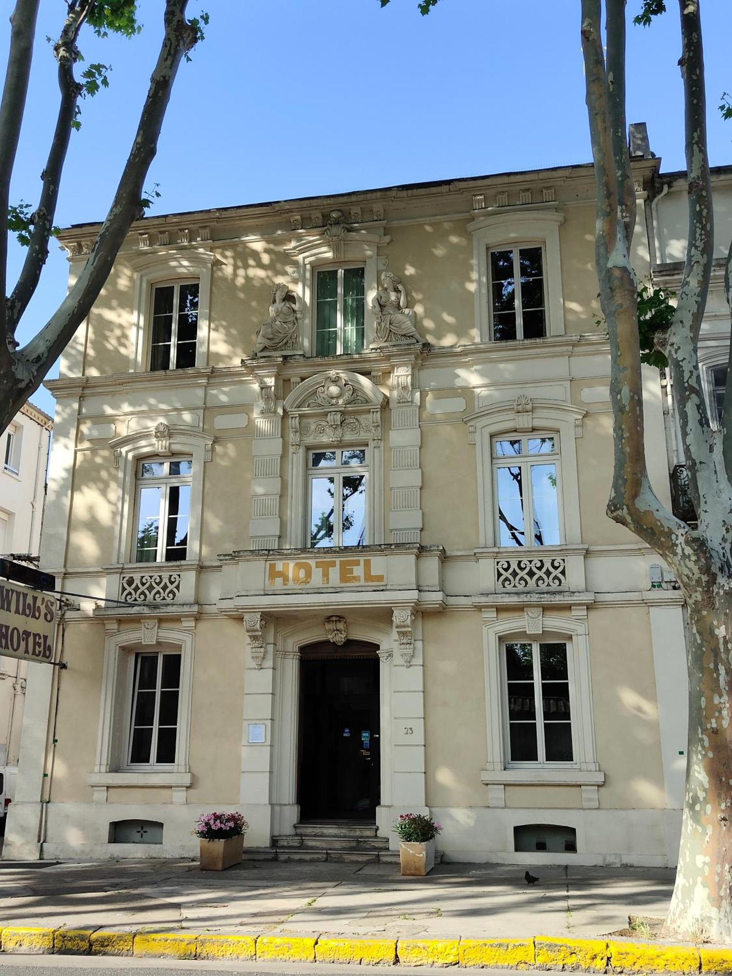 Will'S Hotel Narbonne Bagian luar foto